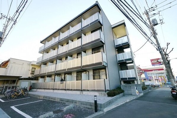 レオパレスOVIRAの物件外観写真